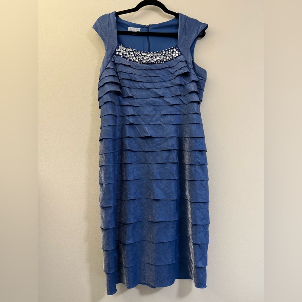 London Times Elegant Gemstone Ruffle Evening‎ Wear Dress in Iridescent Blue - 14